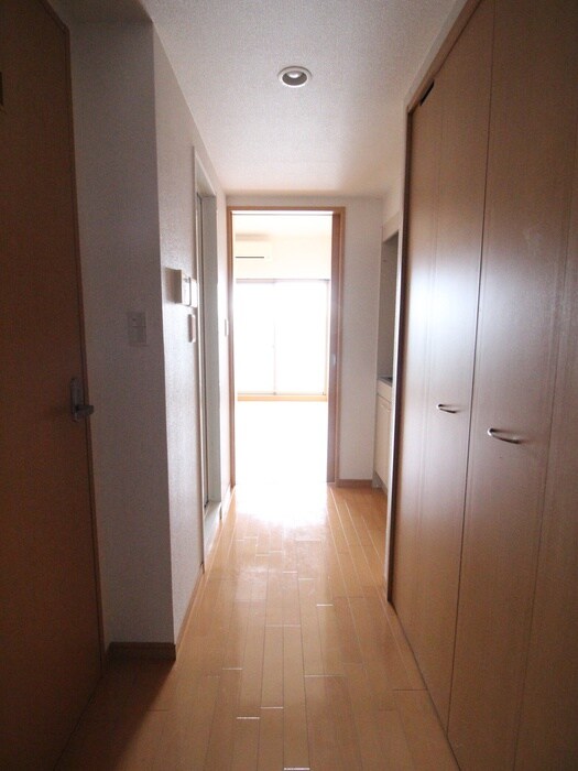 廊下 ＡＸＩＳ桜通内山