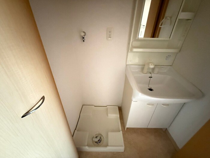 洗濯機置場 ＡＸＩＳ桜通内山