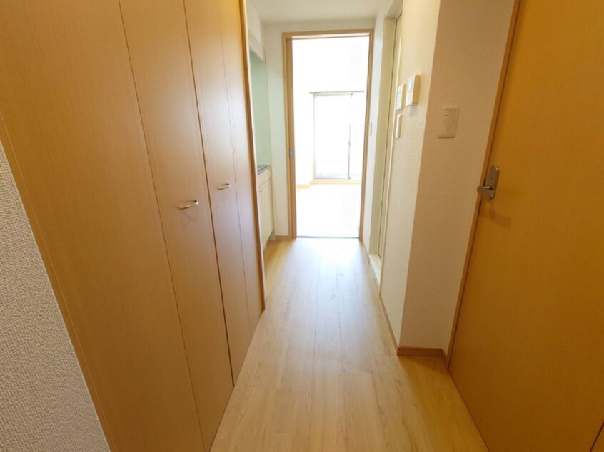 玄関 ＡＸＩＳ桜通内山