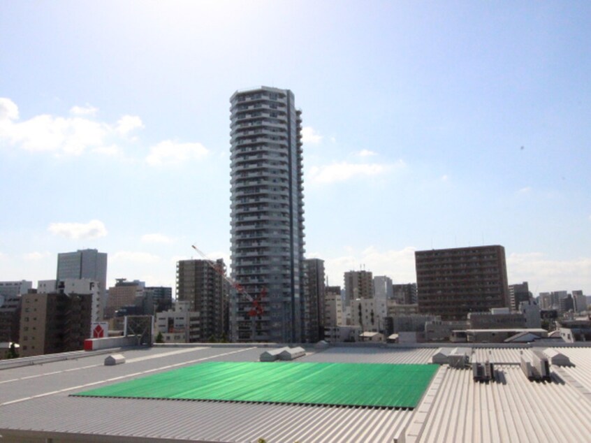 室内からの展望 ＡＸＩＳ桜通内山