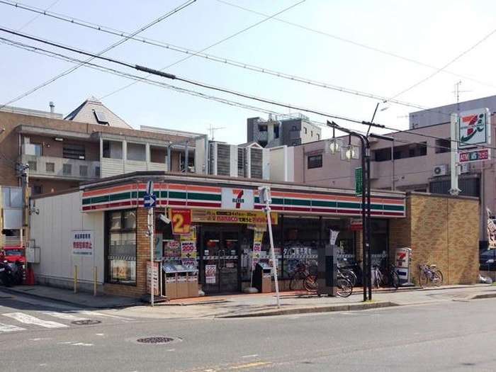 セブンイレブン(コンビニ)まで631m GRACE　K