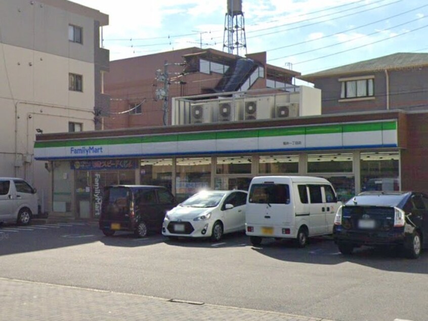 ファミリーマート菊井1丁目店(コンビニ)まで500m Lucia Hills名駅北