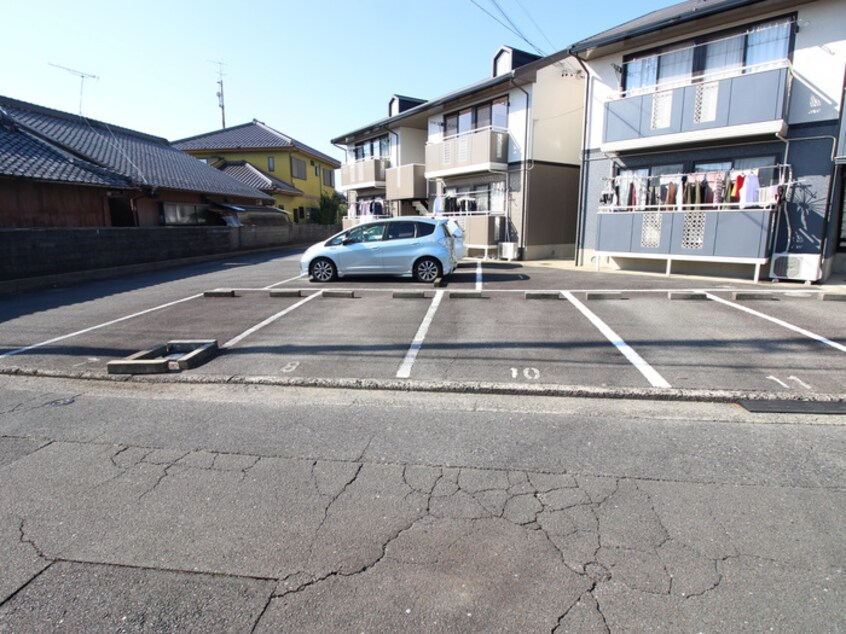 駐車場 メゾンフレンド２棟