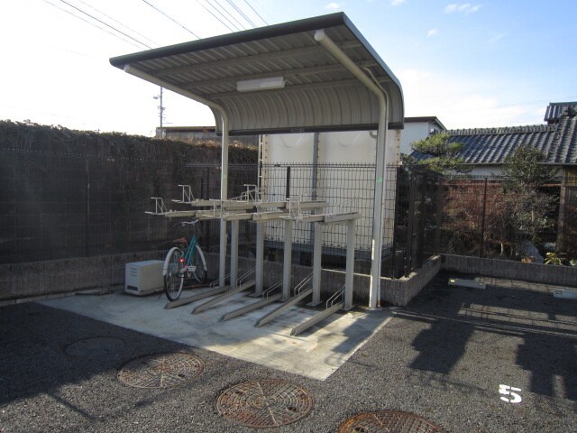 駐輪場 フォ－ワ－ドハイツ知立