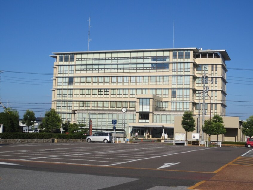 一宮市役所尾西庁舎(役所)まで350m 仮）レポネリオ