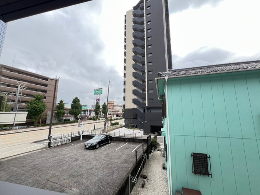 室内からの展望 ルヴィータ矢田南