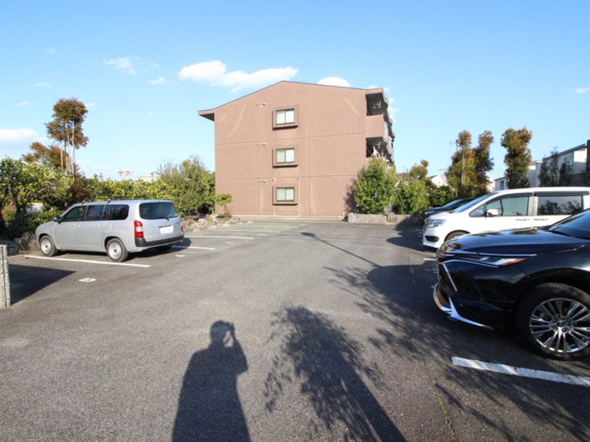 駐車場 アローマ吉原