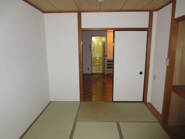 居室 第２ニシノビル