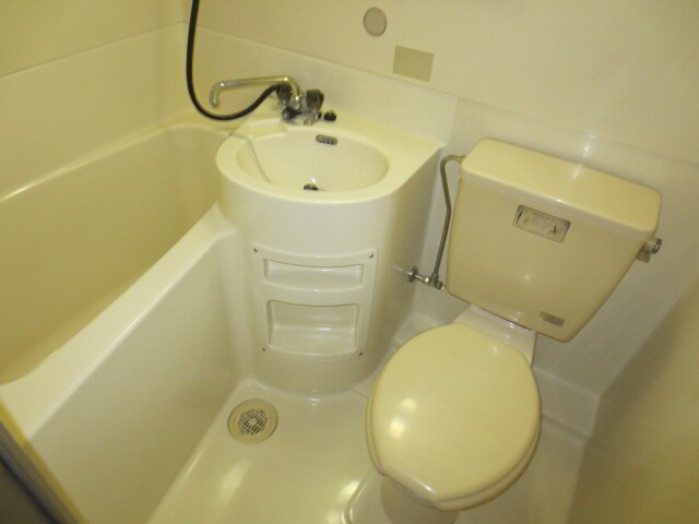 バス／シャワールーム等 第２ニシノビル