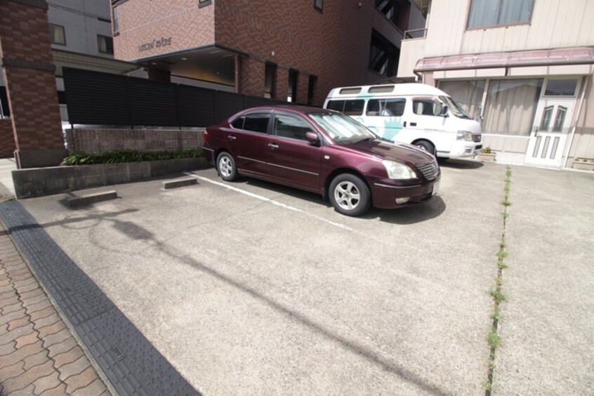 駐車場 小澤マンション