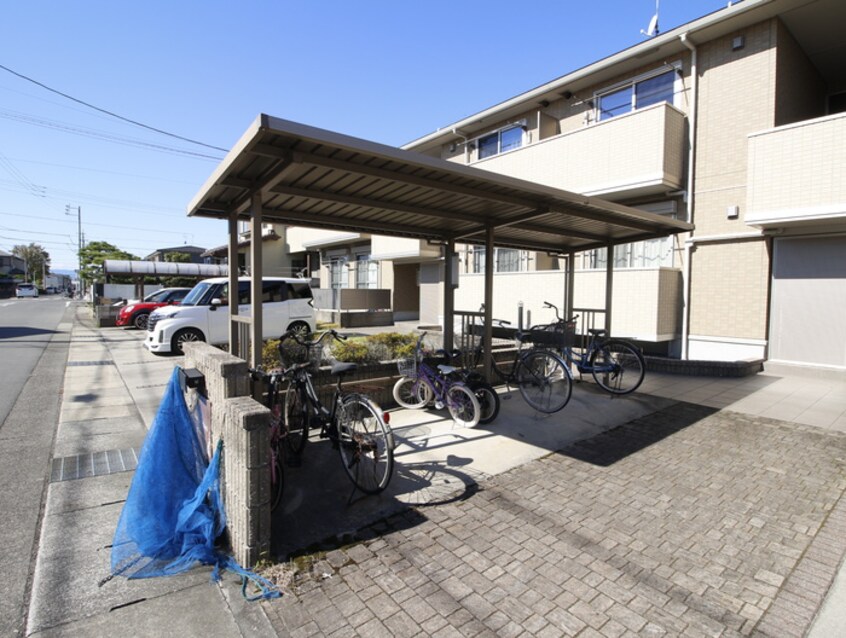 駐輪場 サン　ハピネス