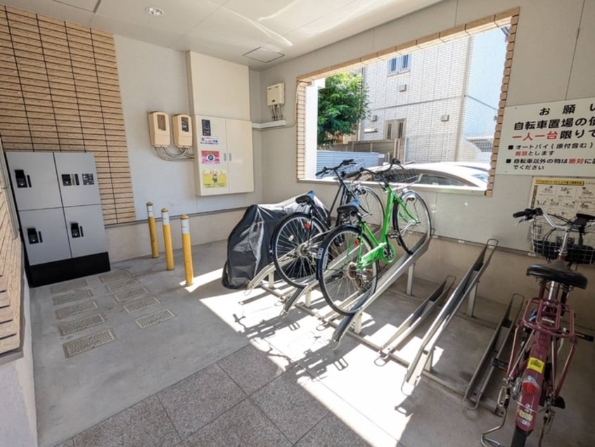 駐輪場 ベルコリ－ヌ八事山