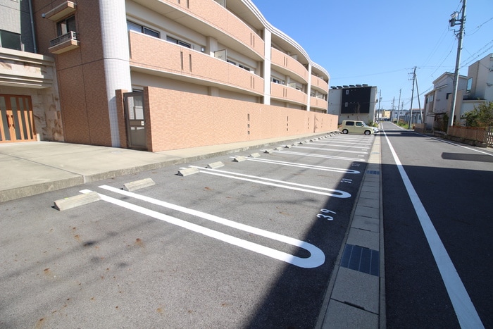 駐車場 Ｍ・不動
