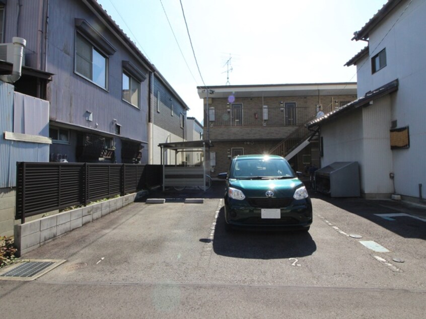 駐車場 本町レジデンス