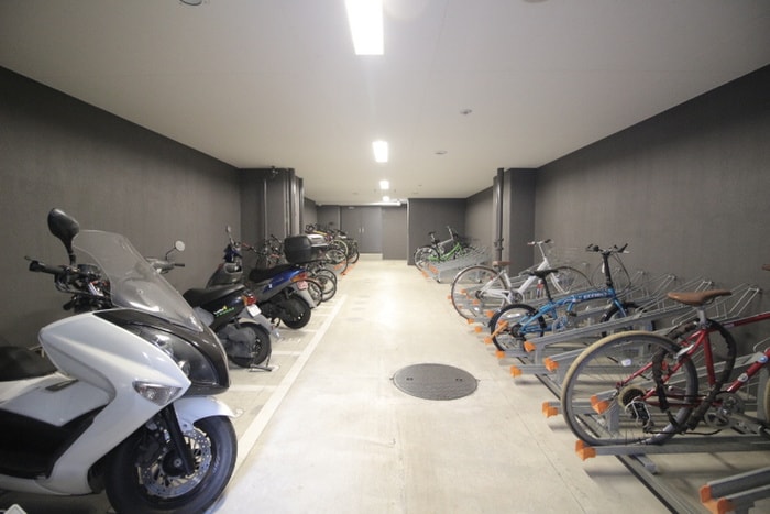 駐輪場 ﾌﾟﾚｻﾝｽ丸の内ｱﾃﾞﾙ(1101)