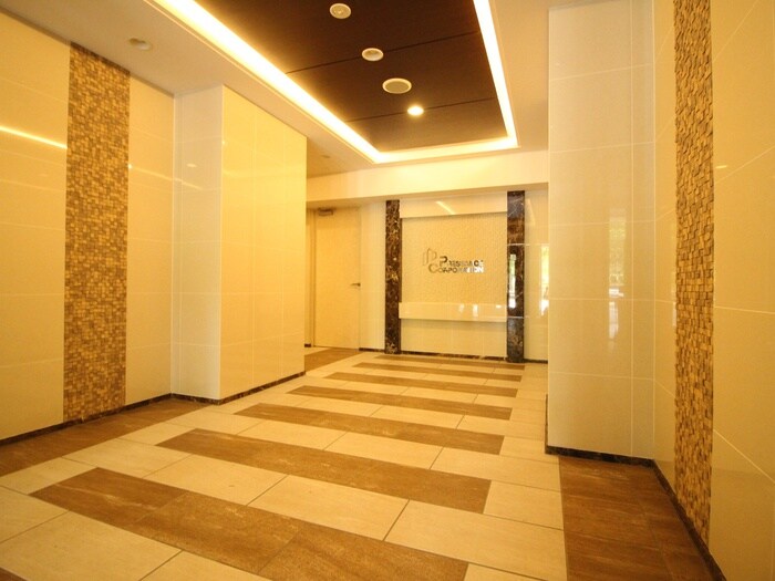 その他 ﾌﾟﾚｻﾝｽ丸の内雅殿(801)