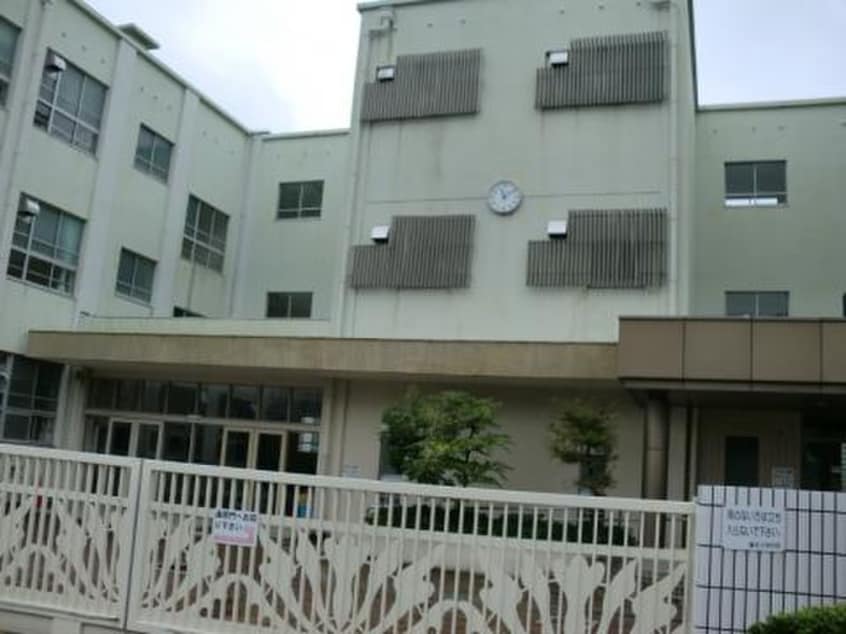 名古屋市立蓬来小学校(小学校)まで150m スペリオーラ