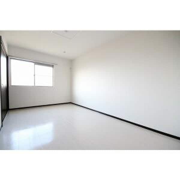 内観写真 ル－ラルＤ