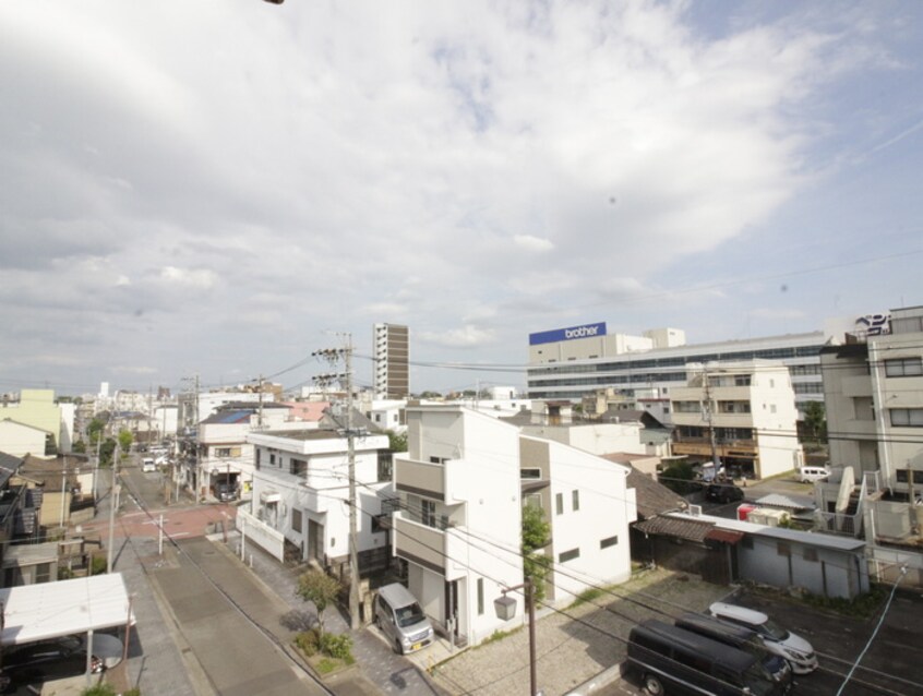 室内からの展望 苗代コ－ポ