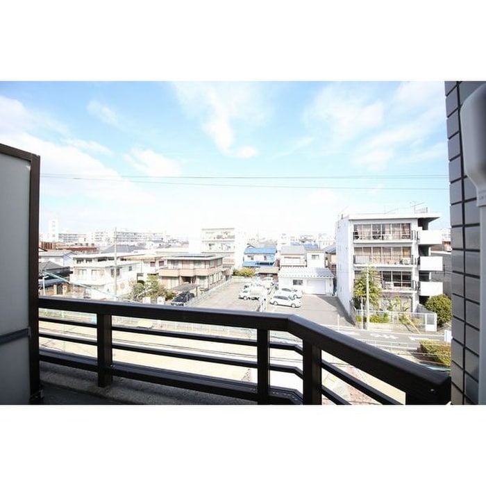 室内からの展望 メゾン三越