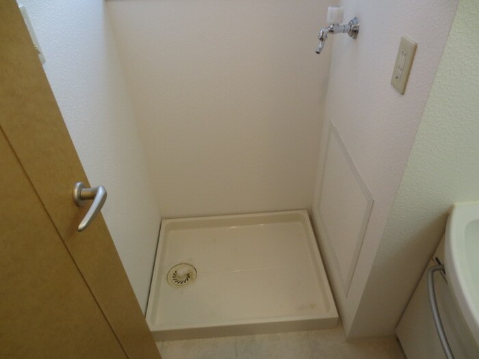 洗濯機置場 アブレスト原