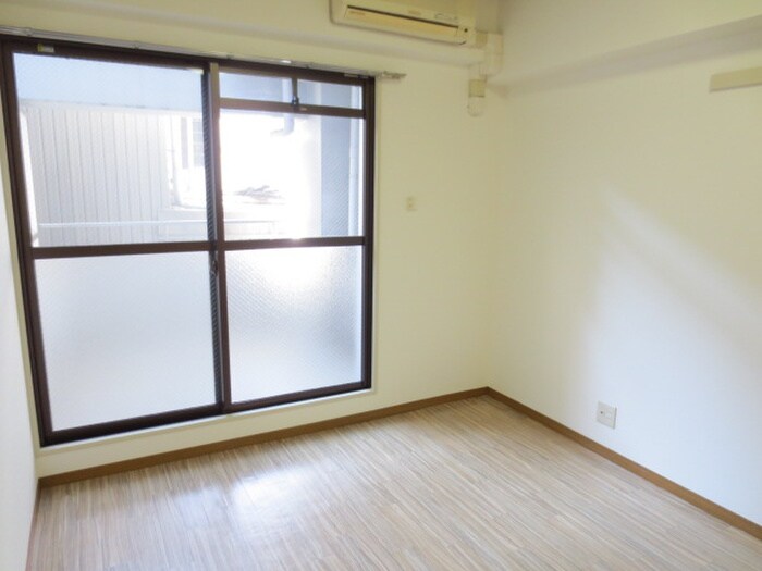 居室 ドール栄五丁目