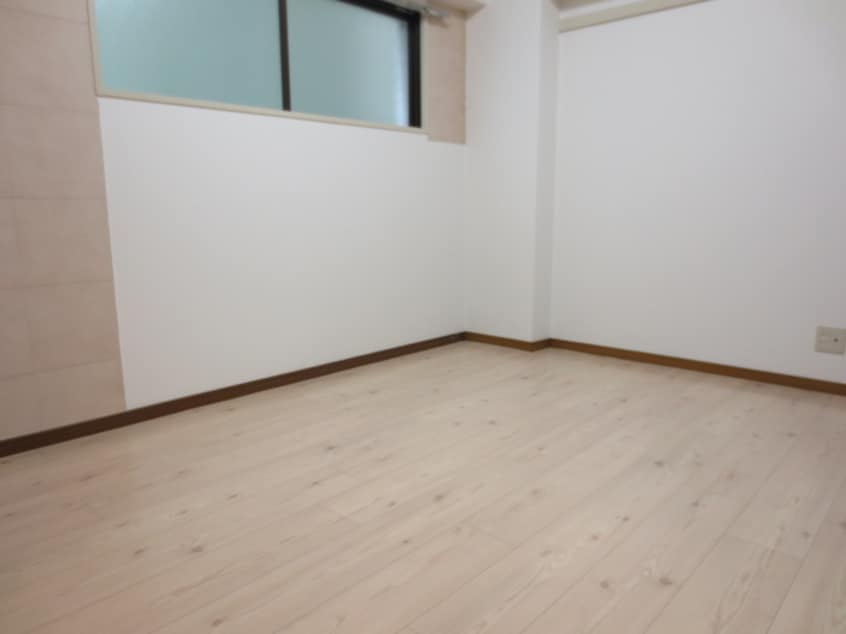 居室 ドール栄五丁目