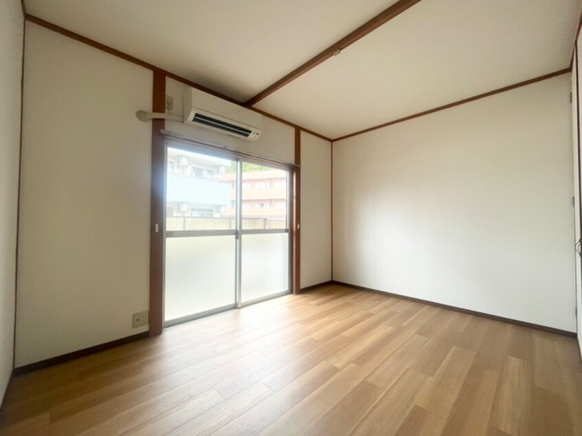 居室 コ－ポ南大坪