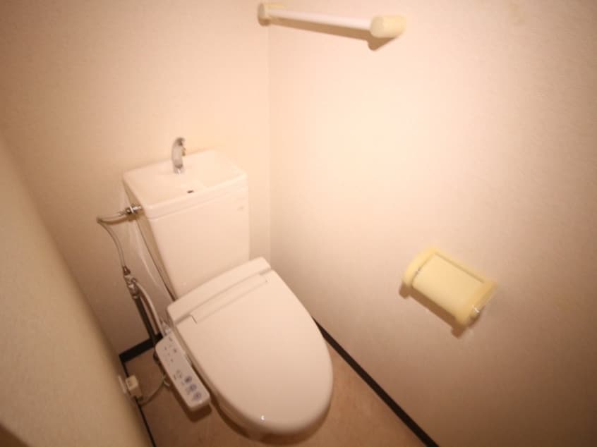 トイレ ＥＳＳＥ栄