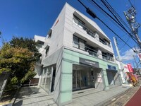 フラット松栄