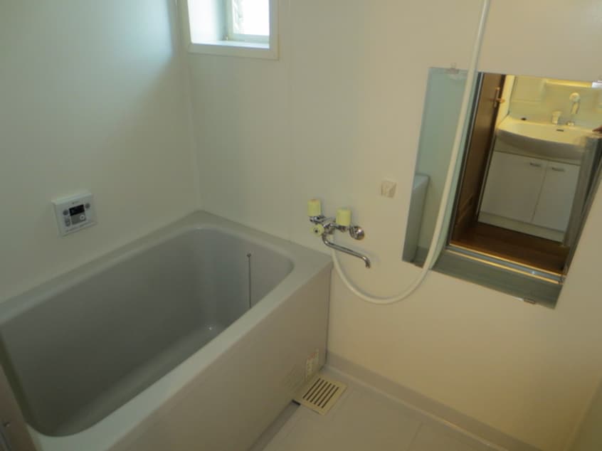 トイレ シャト－白菊