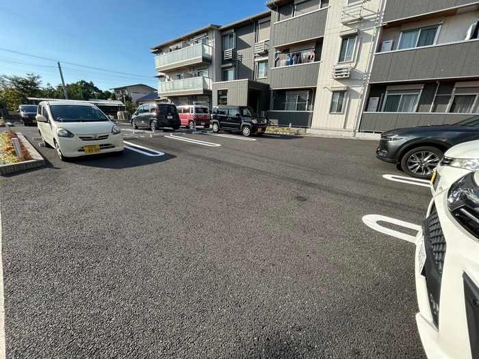 駐車場 プラムフィールド