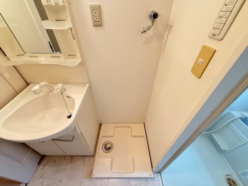 洗濯機置場 Ｙｓ　ｃａｎａｒｄ