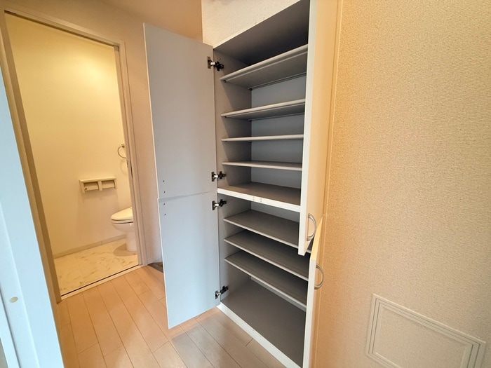 靴箱 Ｙｓ　ｃａｎａｒｄ