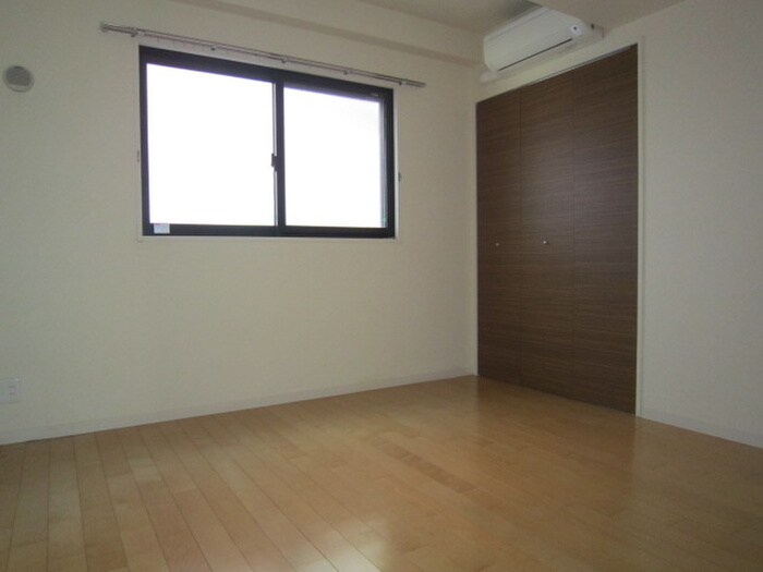 居室 スタジオスクエア泉