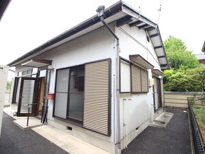 尾関貸家
