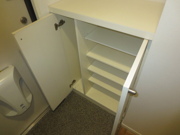 靴箱 Ｈａｕｓ ＩＳＥＢＥＲＧ