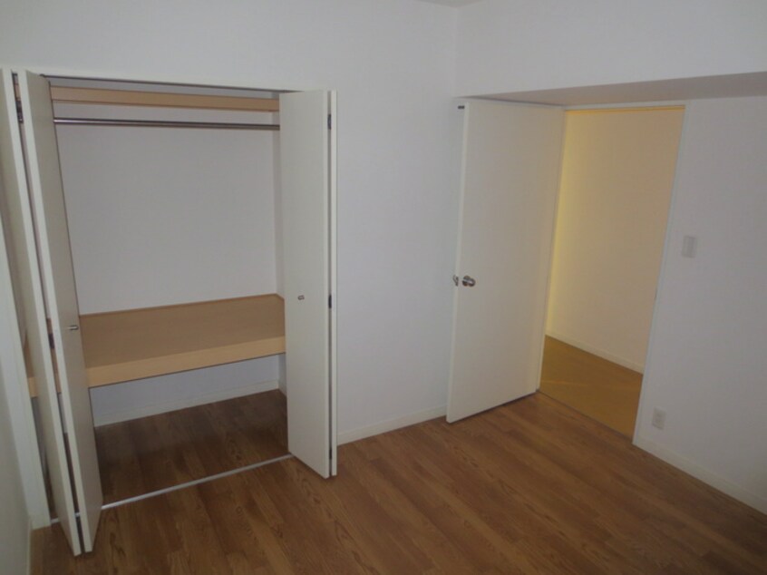 居室 Ｈａｕｓ ＩＳＥＢＥＲＧ