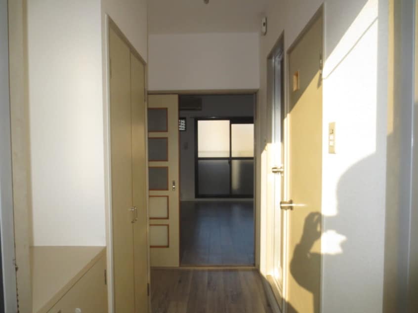 廊下 メゾン・ド・セティエーヌ