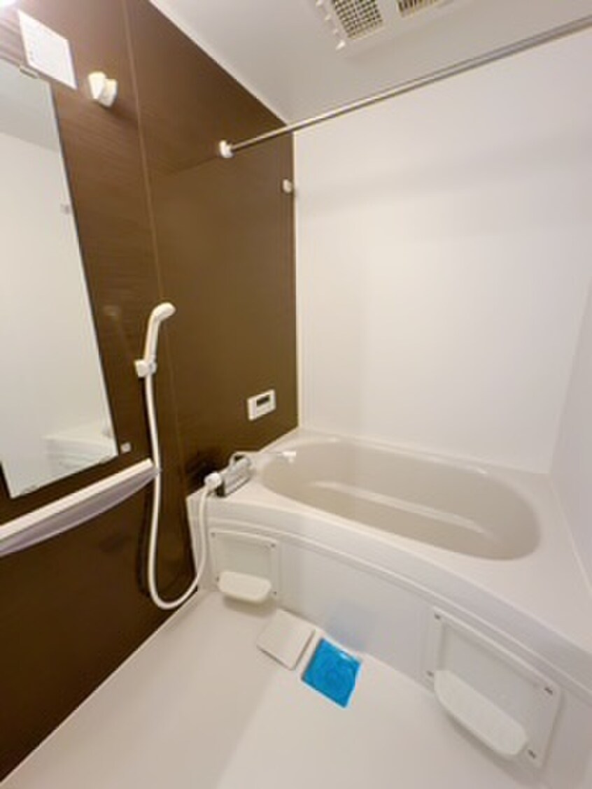 バス／シャワールーム等 ＬＥ　ＣＯＣＯＮ守山Ⅲ