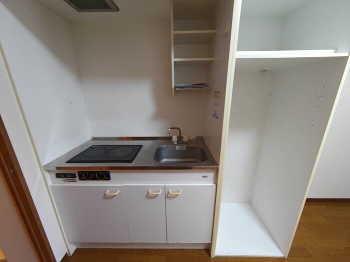 キッチン 昴新栄