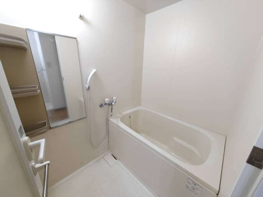 バス／シャワールーム等 昴新栄