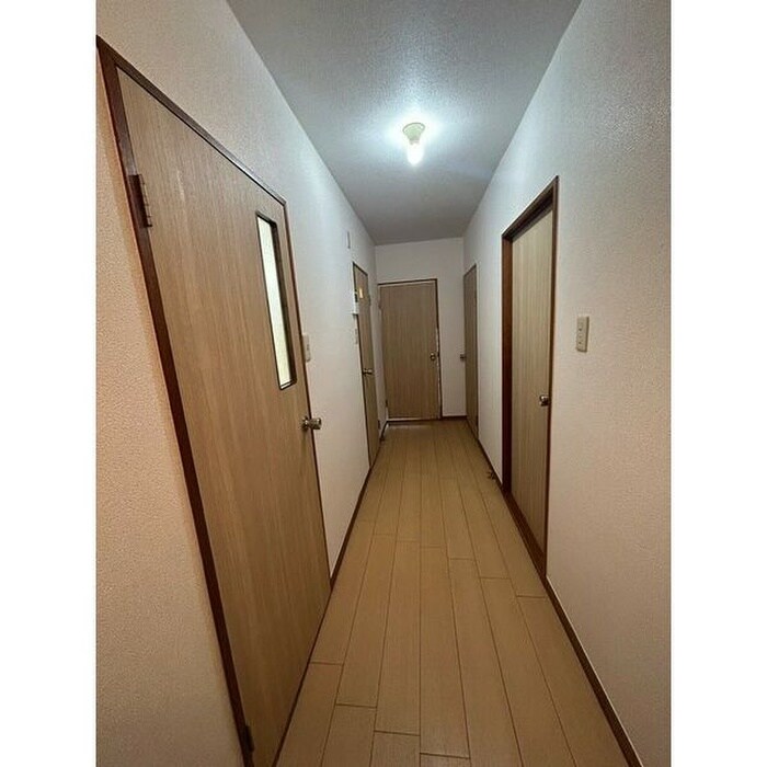 廊下 福田マンション