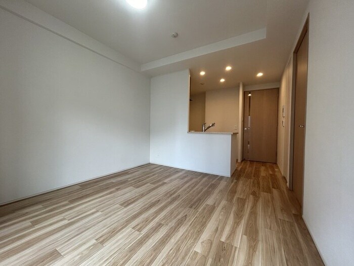 居室 ｵｰﾌﾟﾝﾚｼﾞﾃﾞﾝｼｱ栄THECOURT(903)