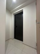 玄関 ｵｰﾌﾟﾝﾚｼﾞﾃﾞﾝｼｱ栄THECOURT(903)