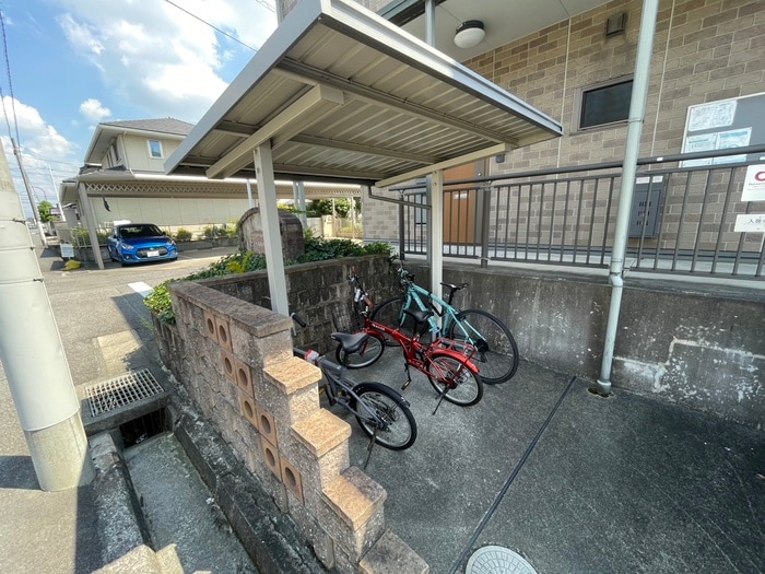 駐輪場 ベルミドール