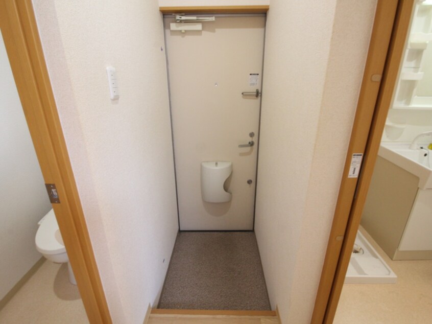 玄関 アドバンスハイツ　藤川