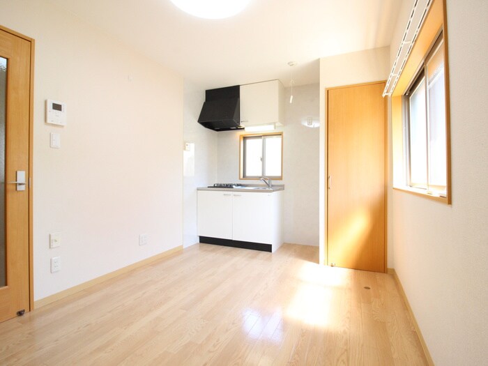 居室 アドバンスハイツ　藤川