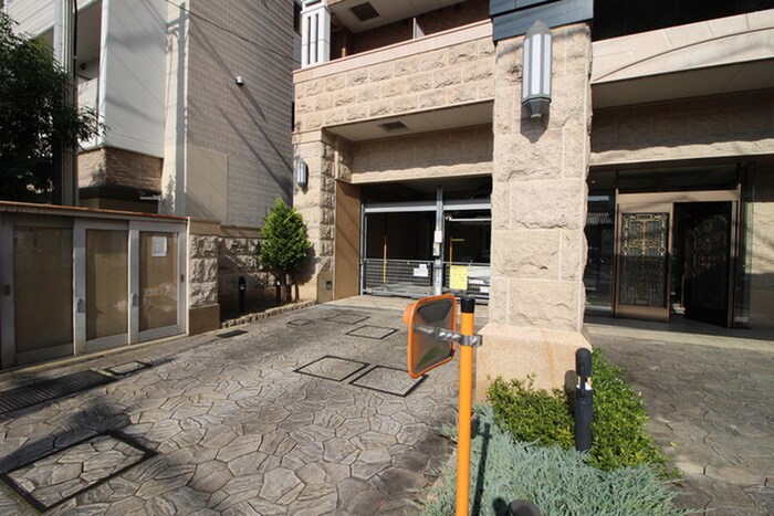 駐車場 プレサンス新栄デコール(705)