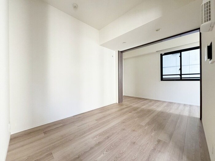 居室 プラウドタワー栄（705）